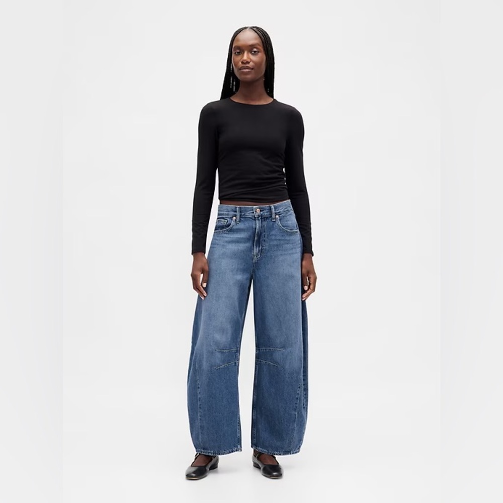 GAP High Rise Horseshoe Jeans - Picture 4 of 15